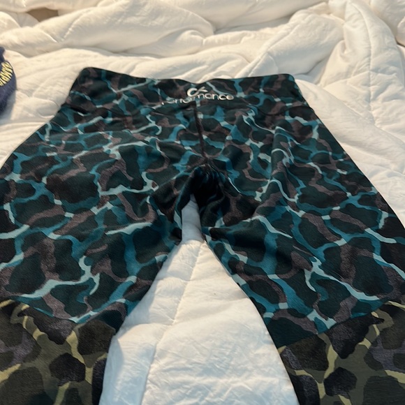 Calvin Klein Performance wick leggings size Large - Picture 7 of 7